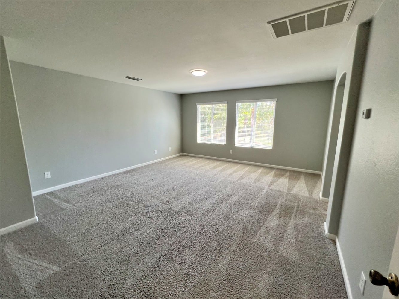 615 Whitfield Ln, Lincoln photo 6