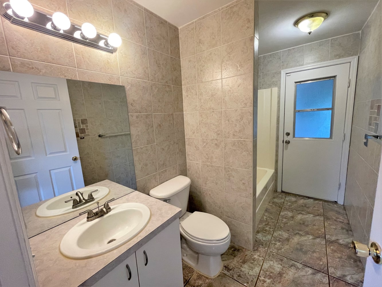 616 SE 27th St, Cape Coral photo 12