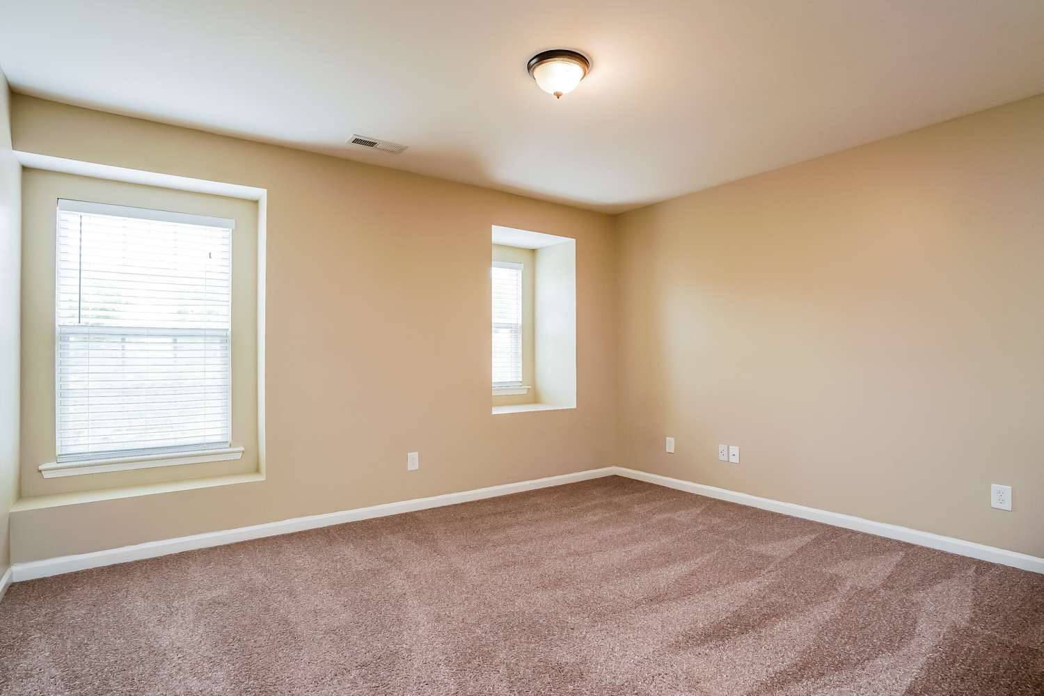 621 Ashburn Ln, Durham photo 16
