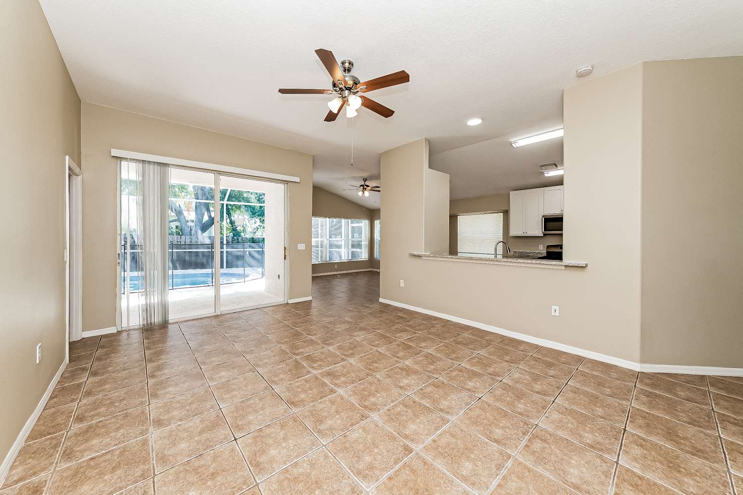 6234 White Clover Cir, Lakewood Ranch photo 7