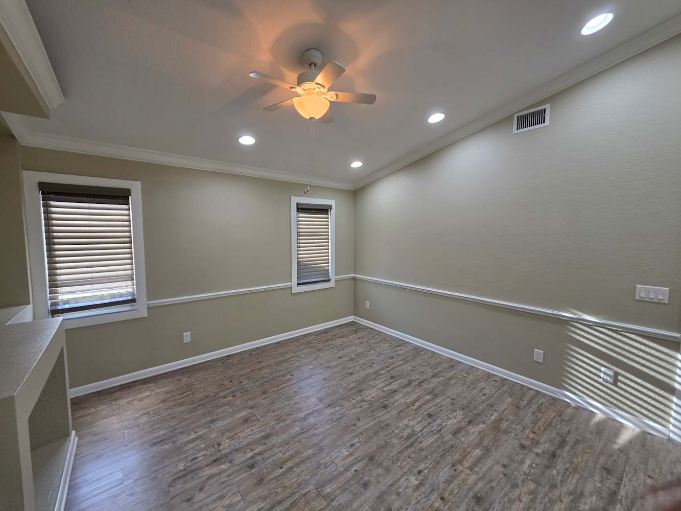 624 SE 18th Ter, Cape Coral photo 9