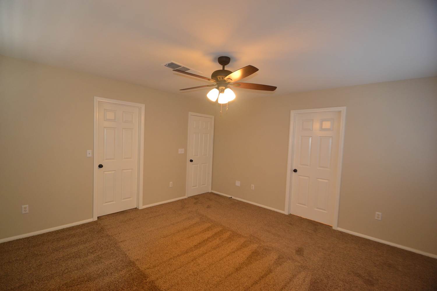 625 Blue Yucca St, Las Vegas photo 8
