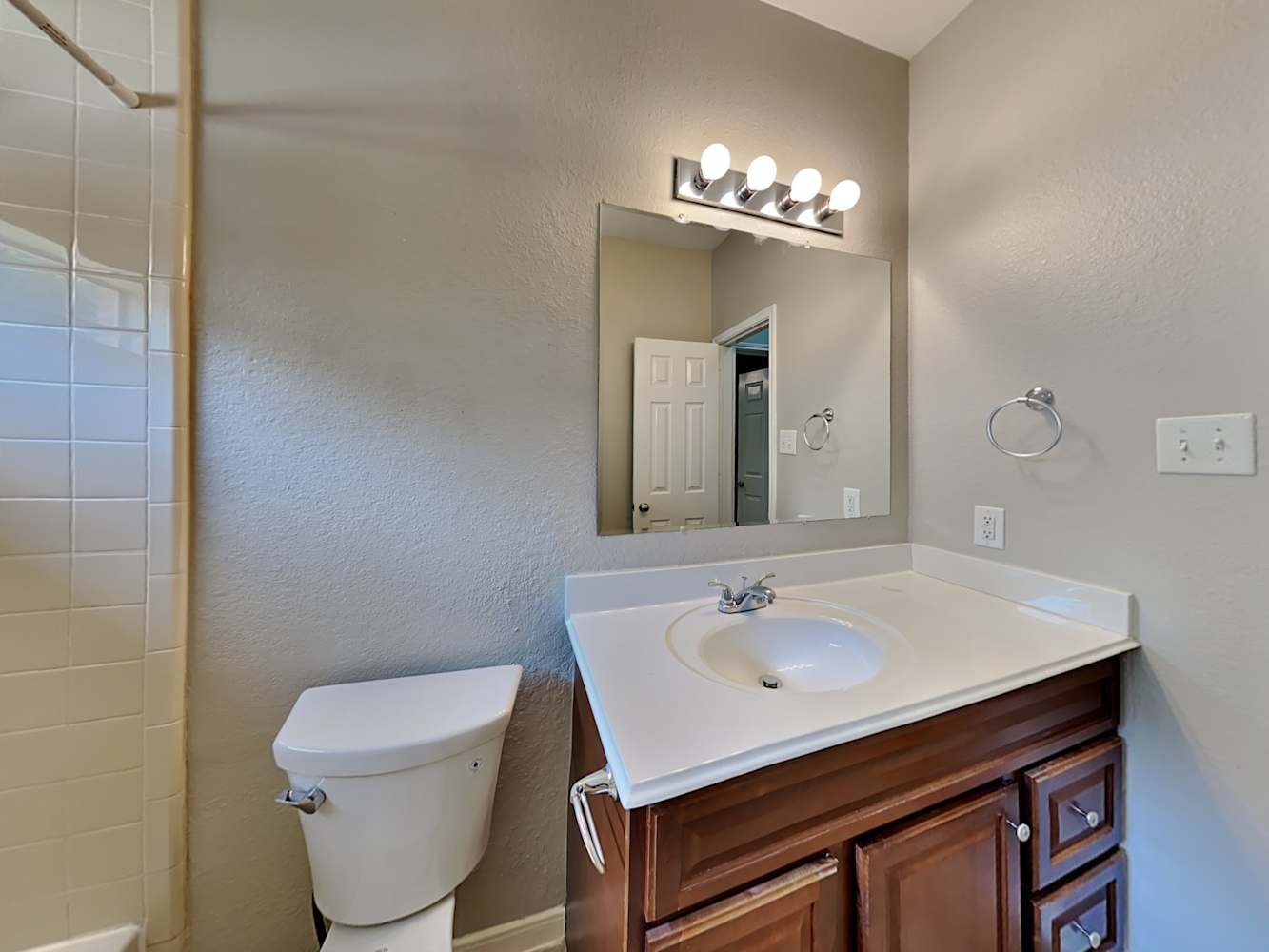 625 Rocky Hollow Lane, League City photo 17
