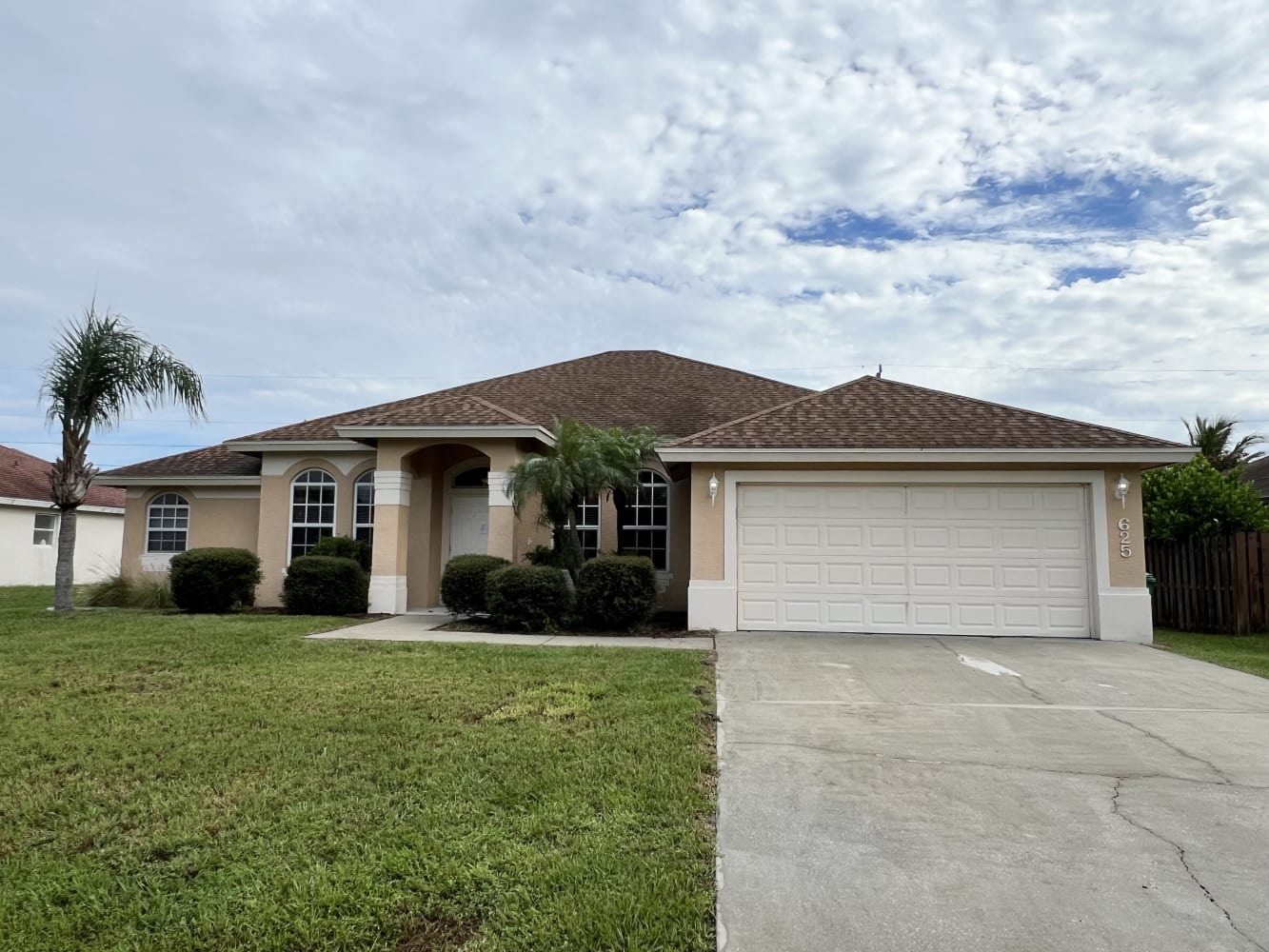 625 SW Jacoby Ave, Port Saint Lucie photo 1