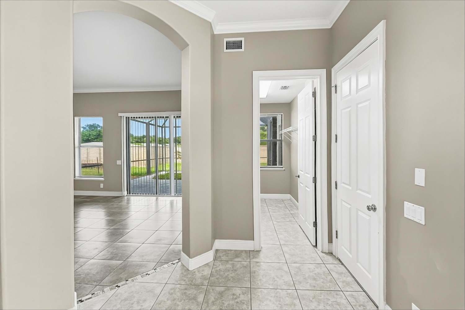 6260 Parmeron Ln, Sarasota photo 8