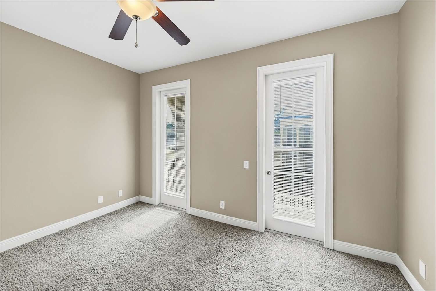 6260 Parmeron Ln, Sarasota photo 14