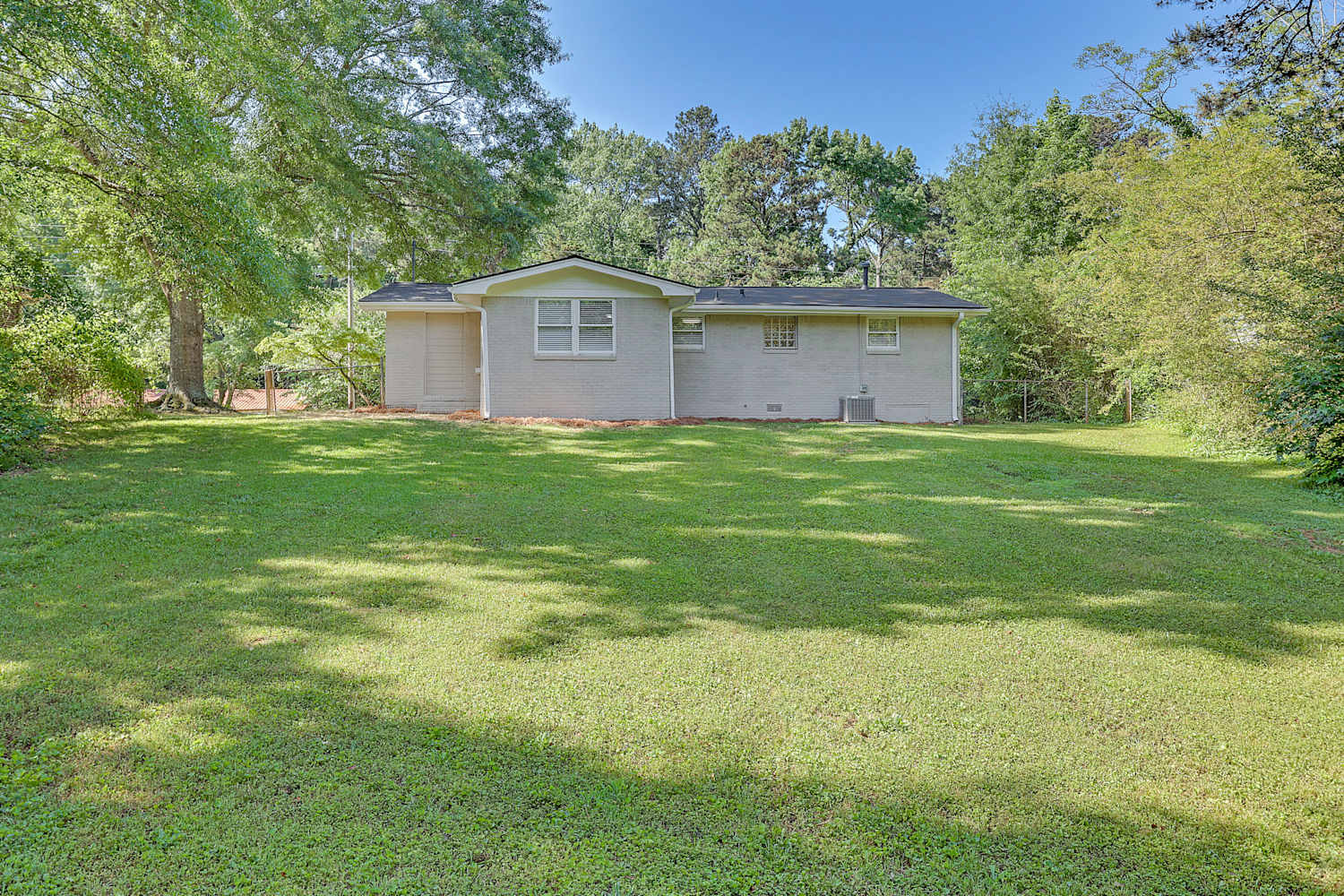 6265 Lakeview Dr, Douglasville photo 27