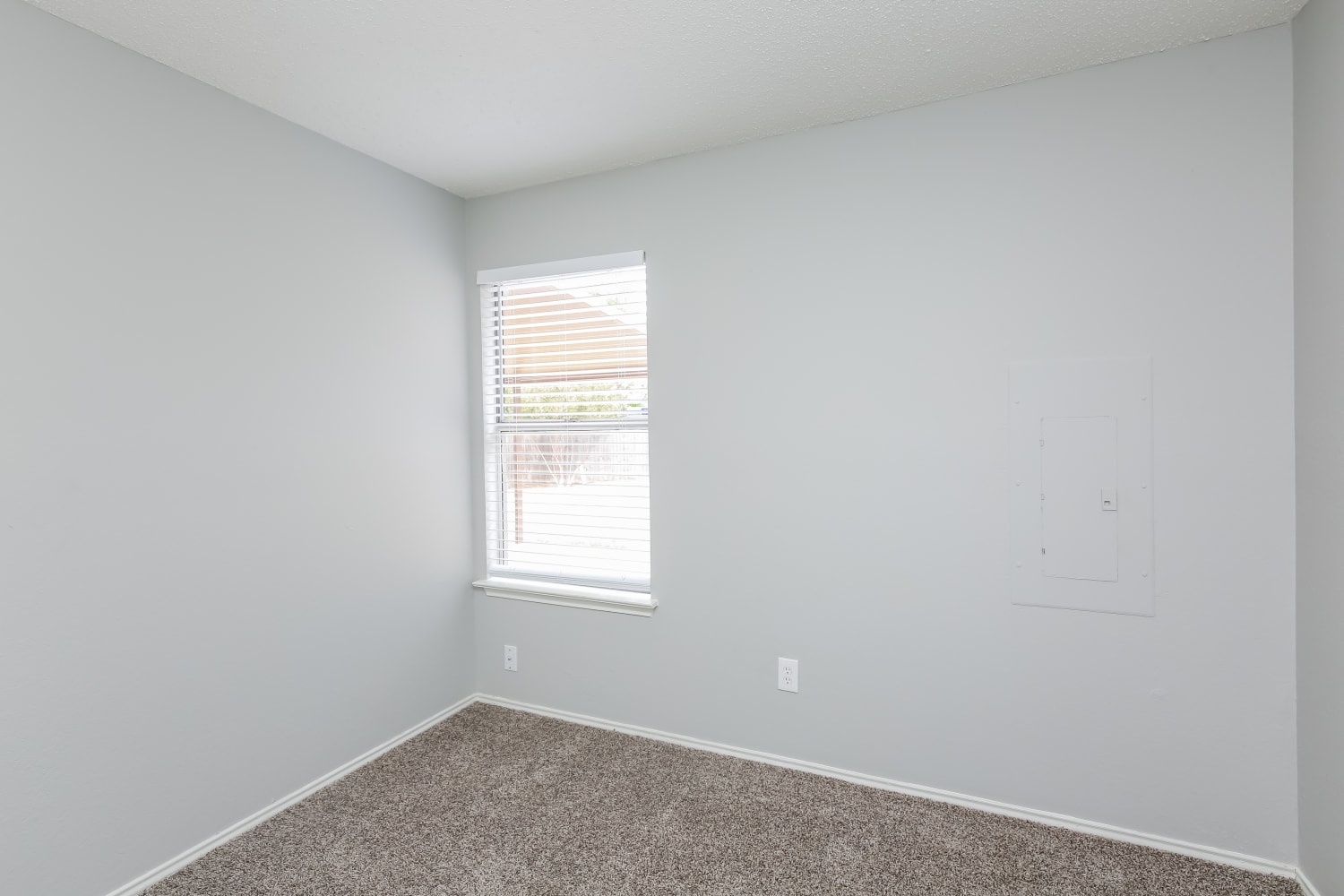 627 Plainview Dr, Mansfield photo 15