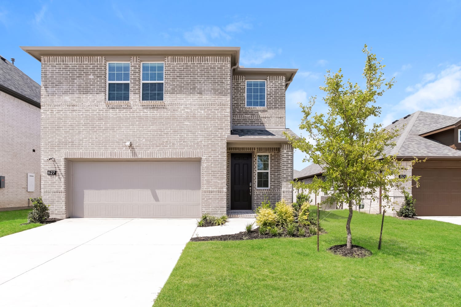 Front of 627 Rain Barrel Pl, Weston, TX