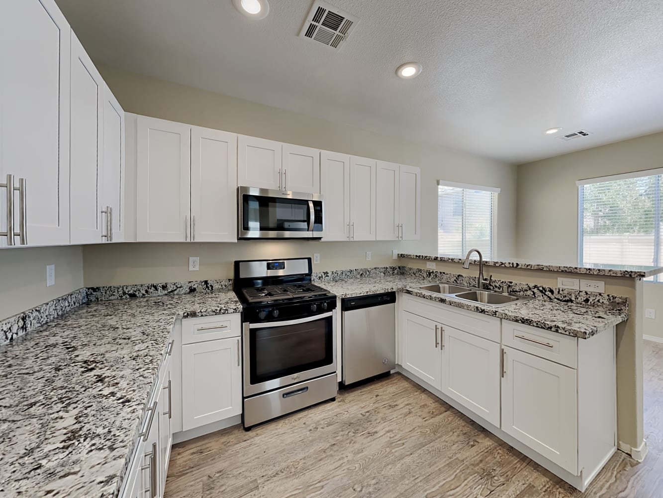 6278 Castle Kennedy St, Henderson photo 9