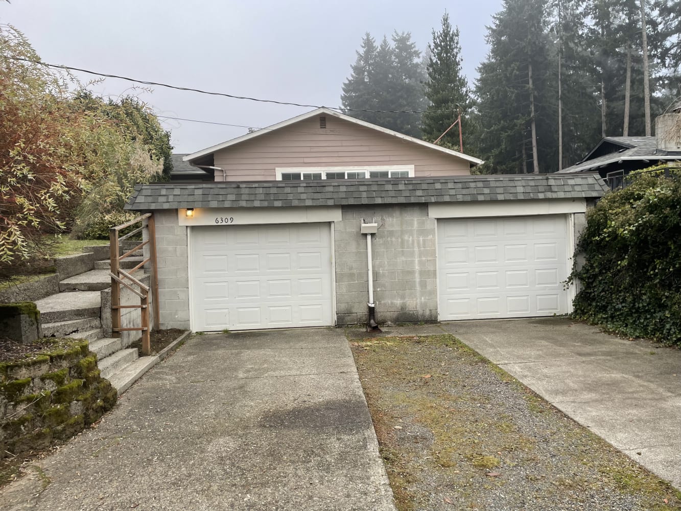 Front of 6309 47th Street Ct W, University Place, WA