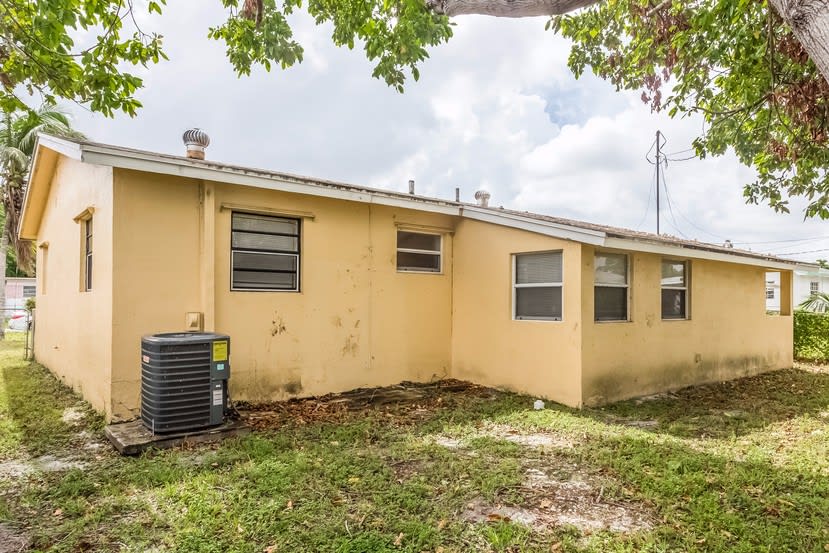 6315 SW 24th St, Miramar photo 16