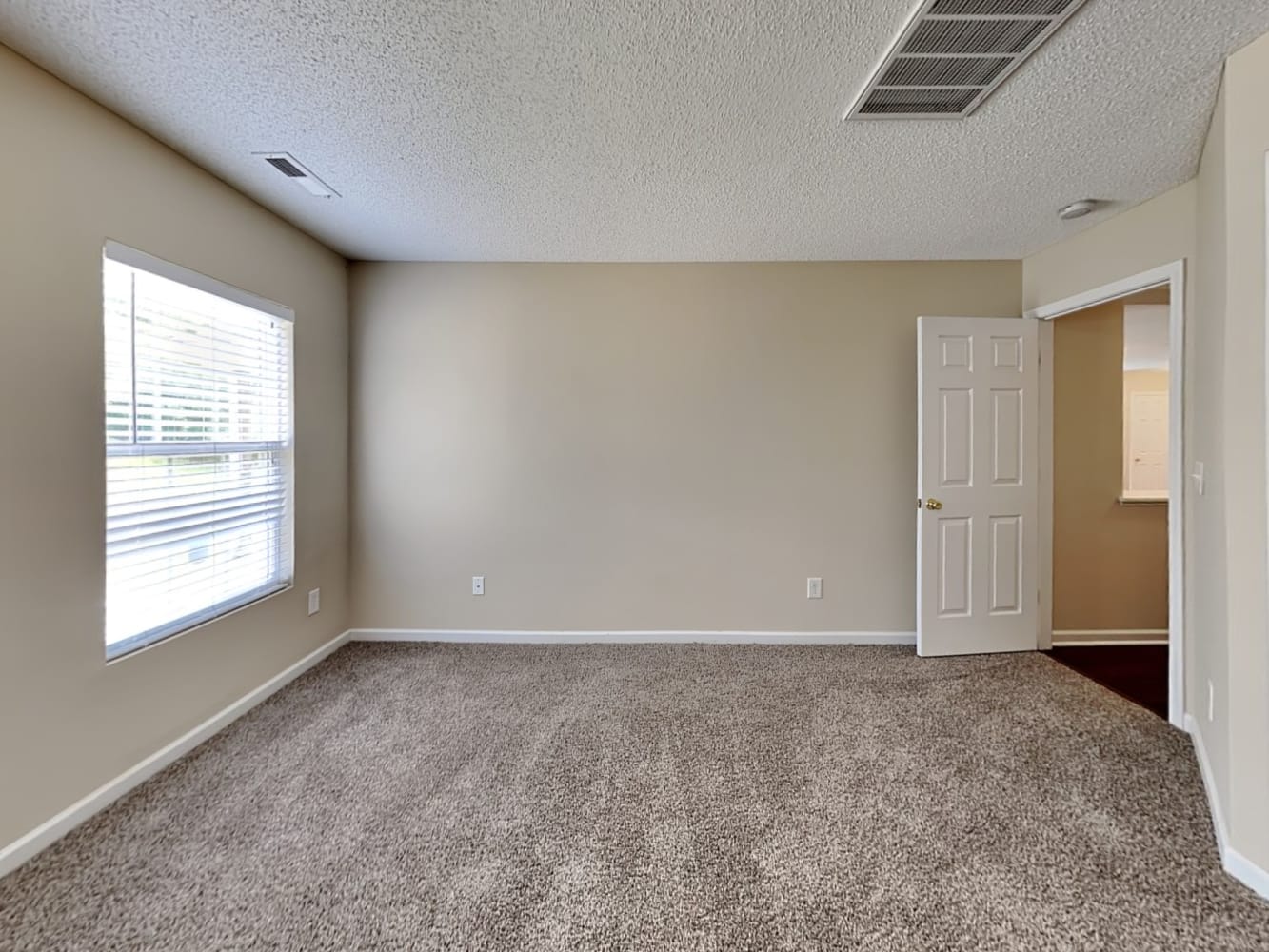 634 Averasboro Dr, Clayton photo 10