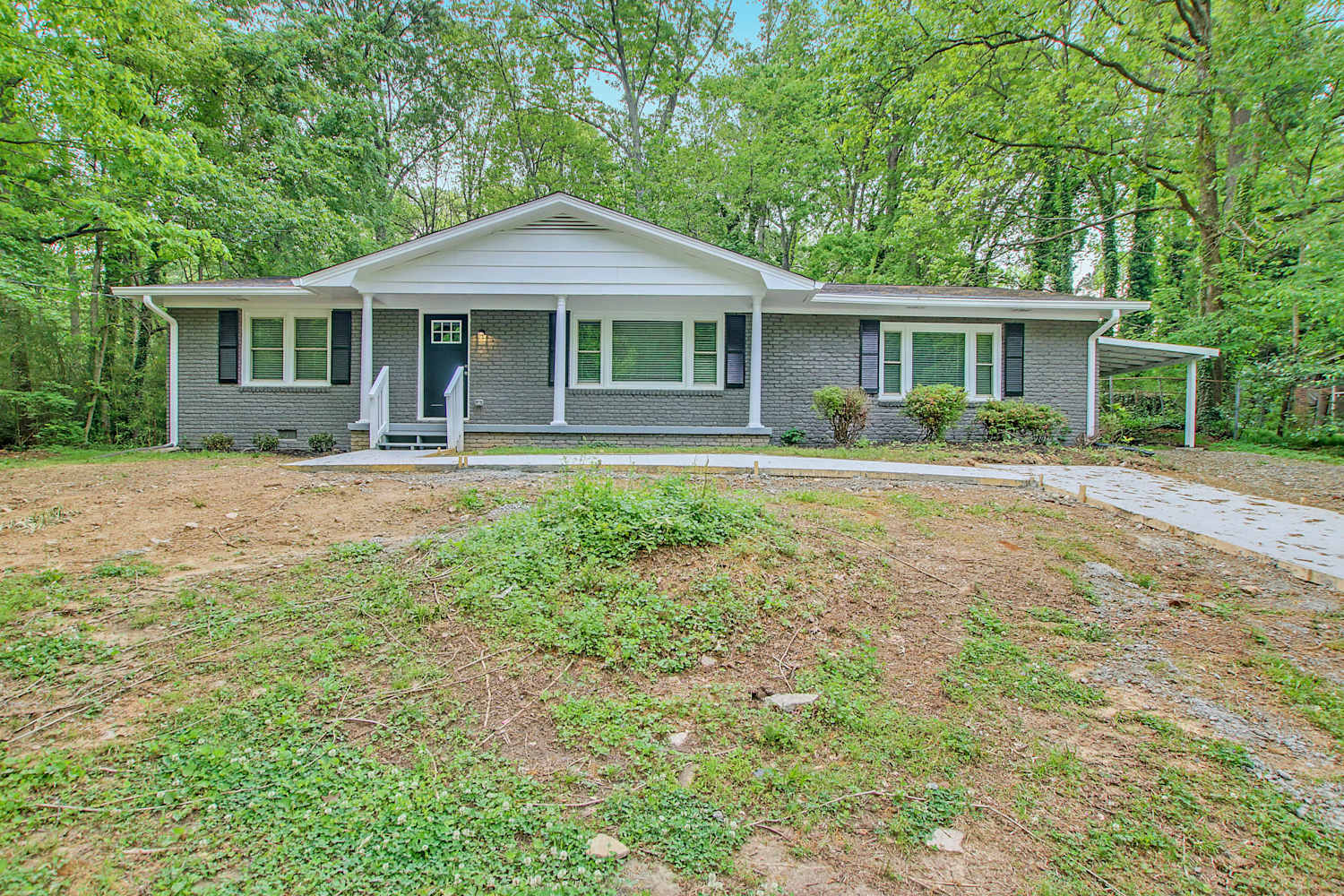 6352 N Sweetwater Rd, Lithia Springs photo 1