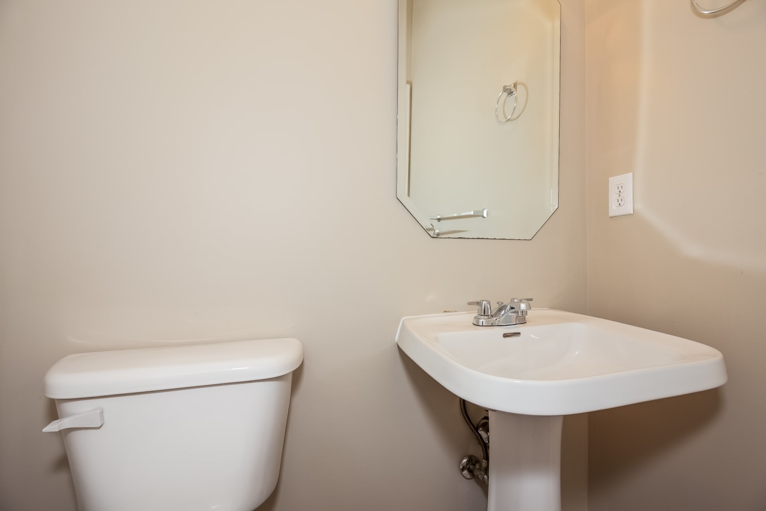 6401 Stoxmeade Dr, Mint Hill photo 18