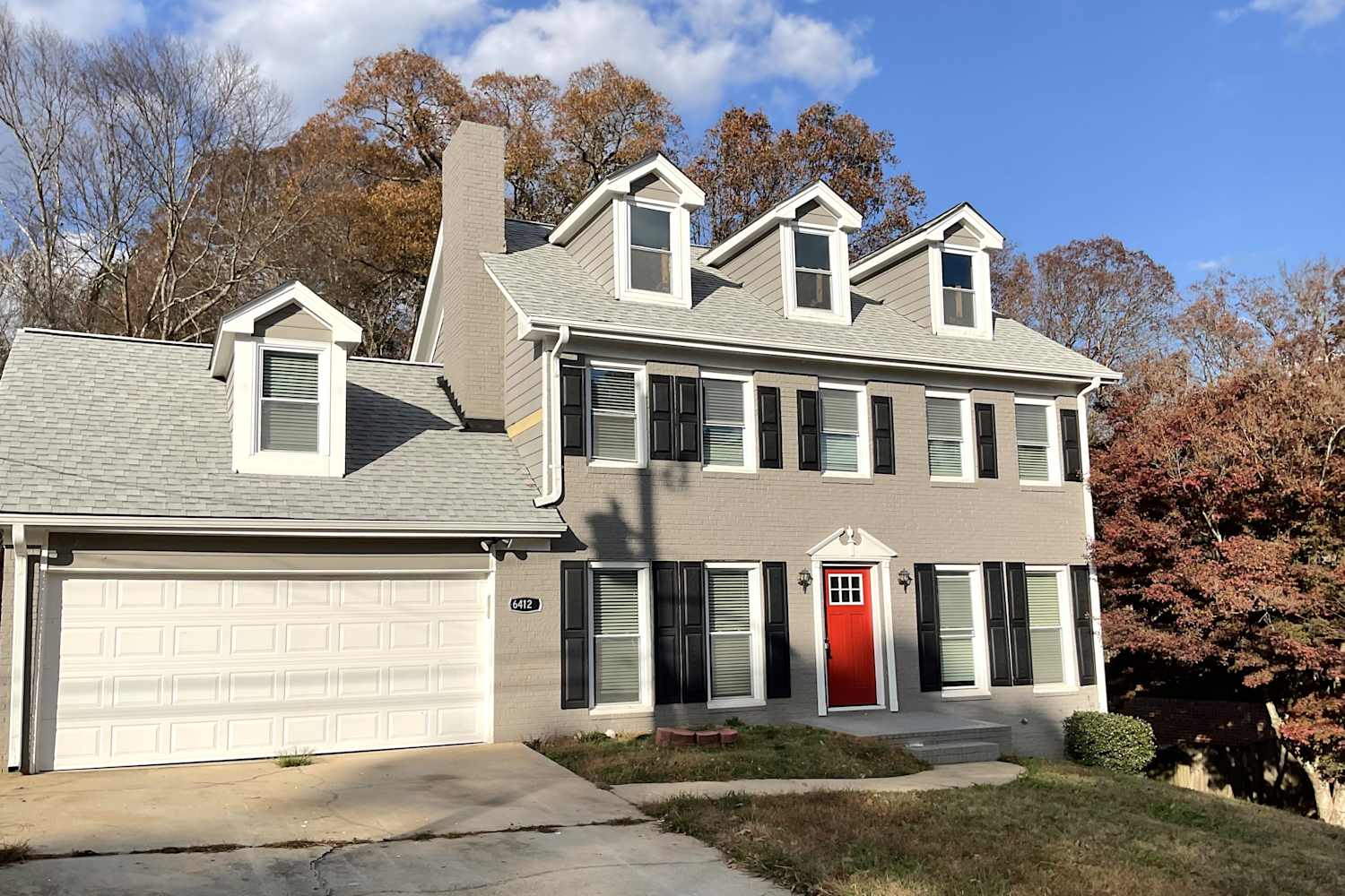 Front of 6412 Phillips Pl, Lithonia, GA