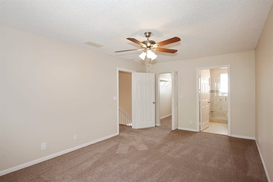 6413 French Angel Ter, Margate photo 13