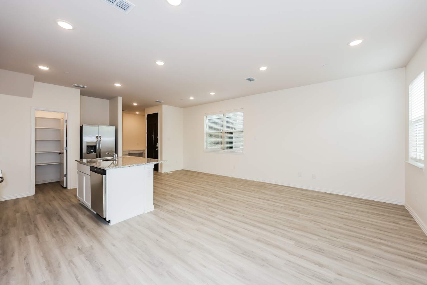 6422 Blue Trl, Arlington photo 5