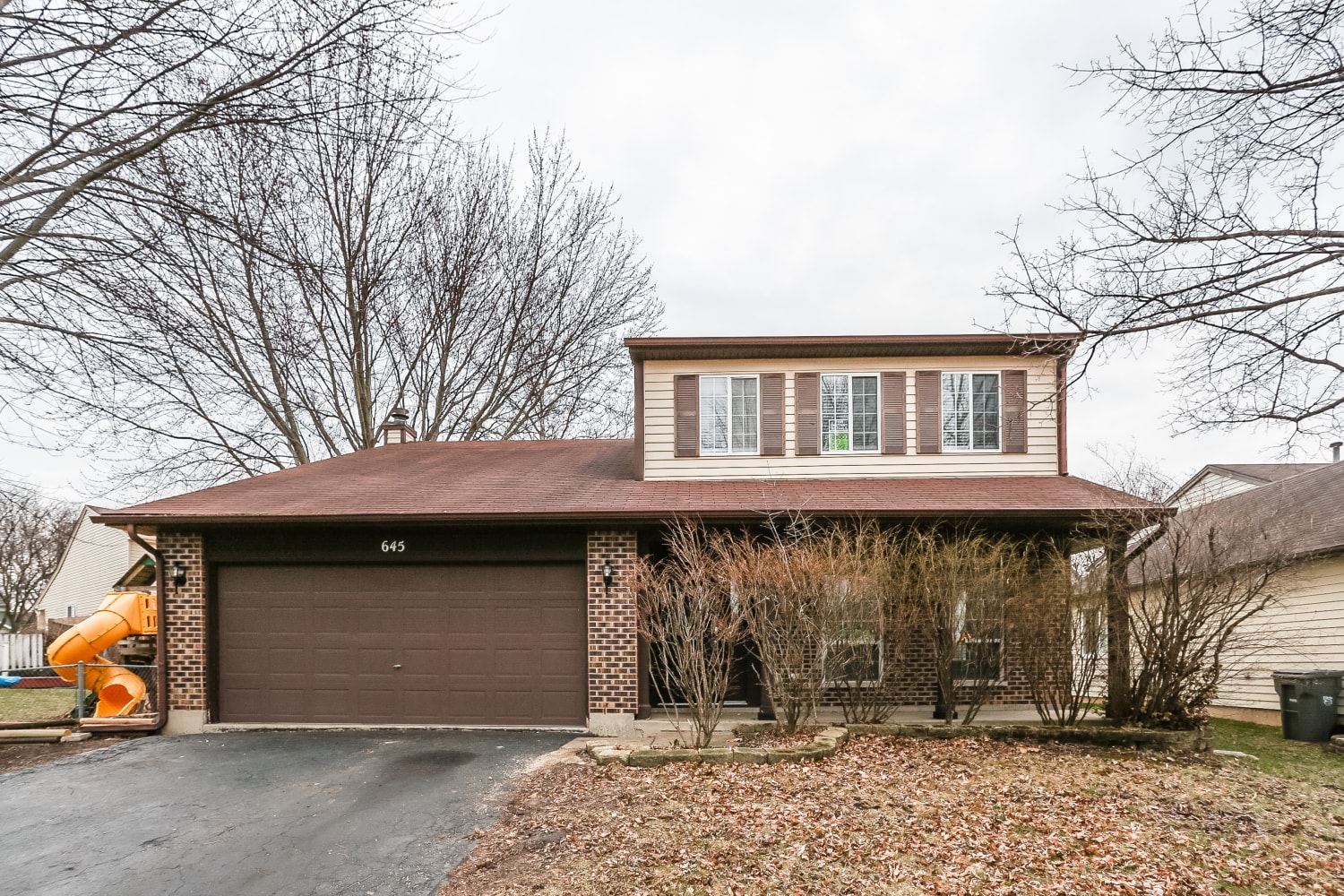 Front of 645 Dover Dr, Elgin, IL