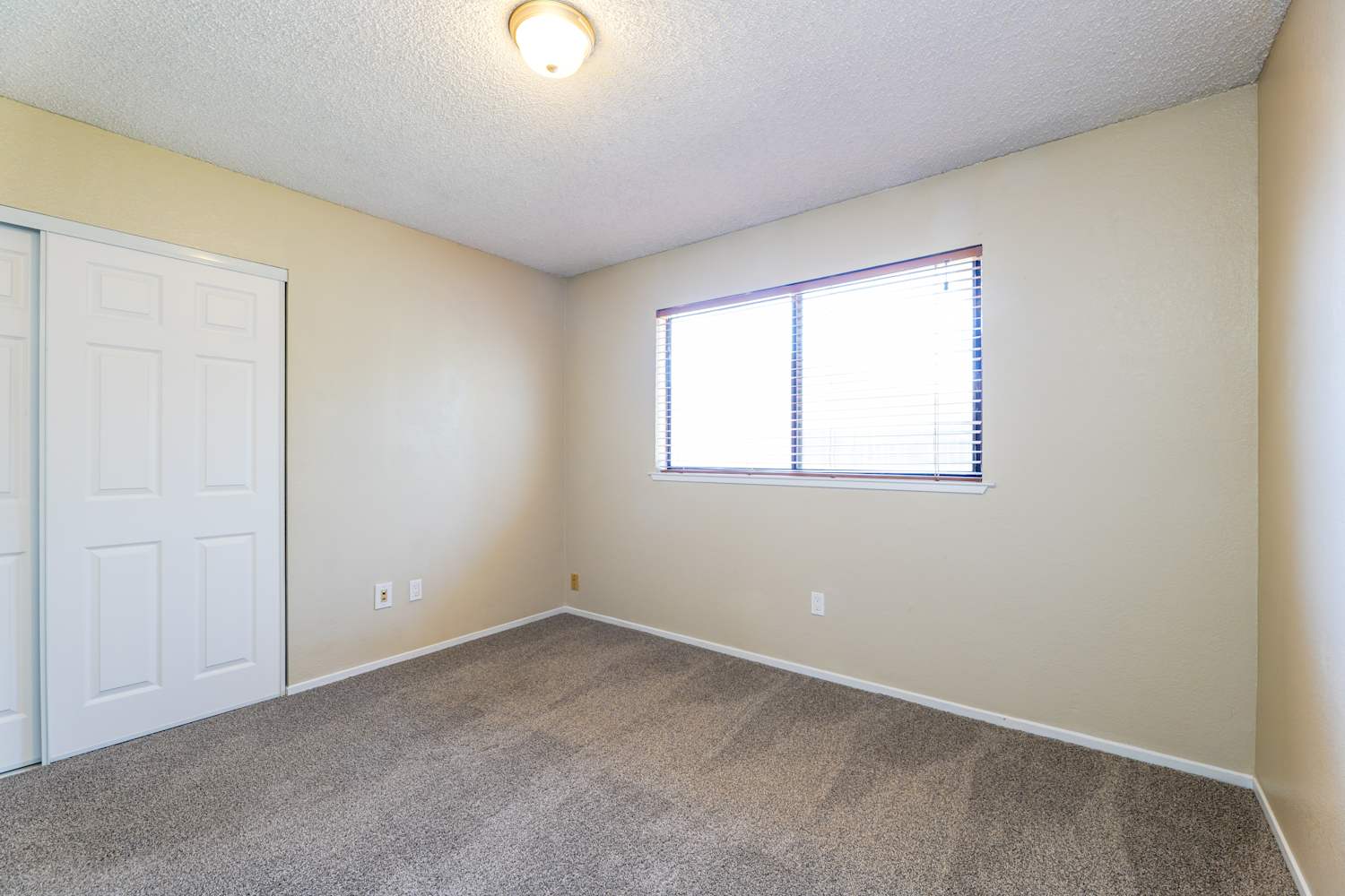 645 Grider Dr, Roseville photo 13
