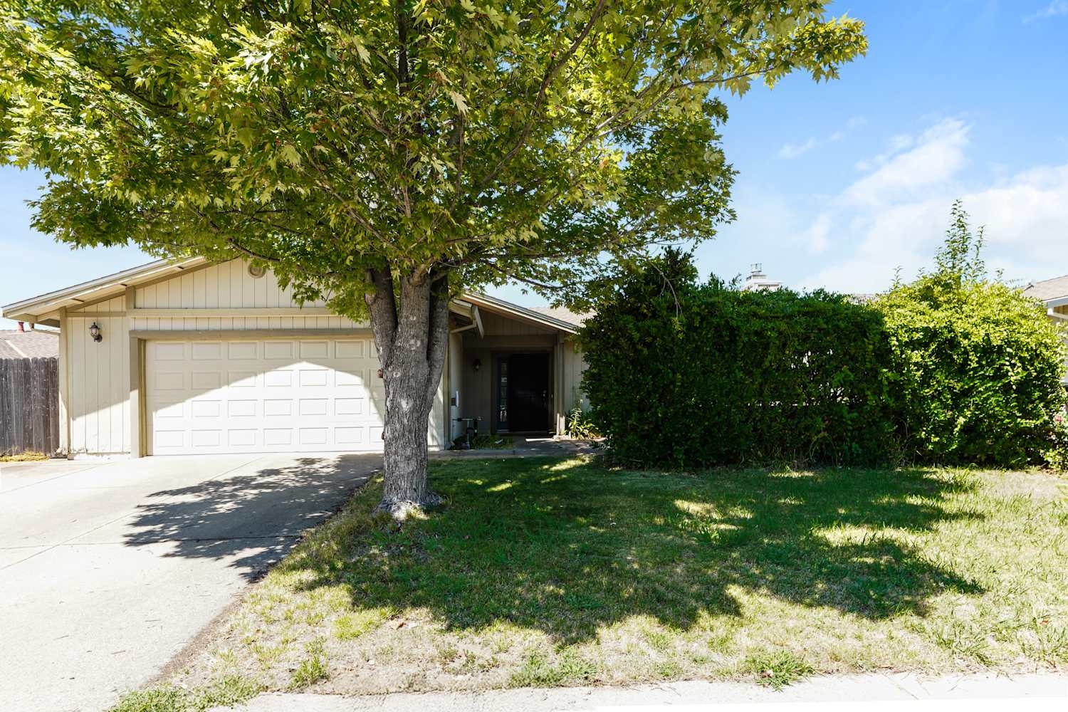 645 Grider Dr, Roseville photo 1