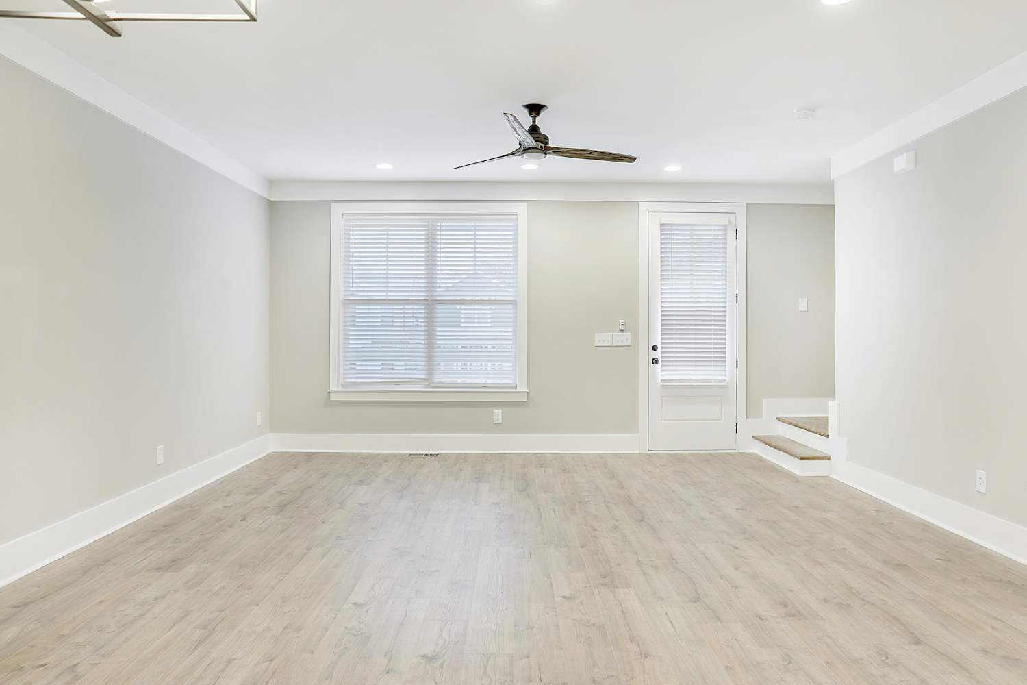 647 Vernon Ave #308, Nashville photo 17
