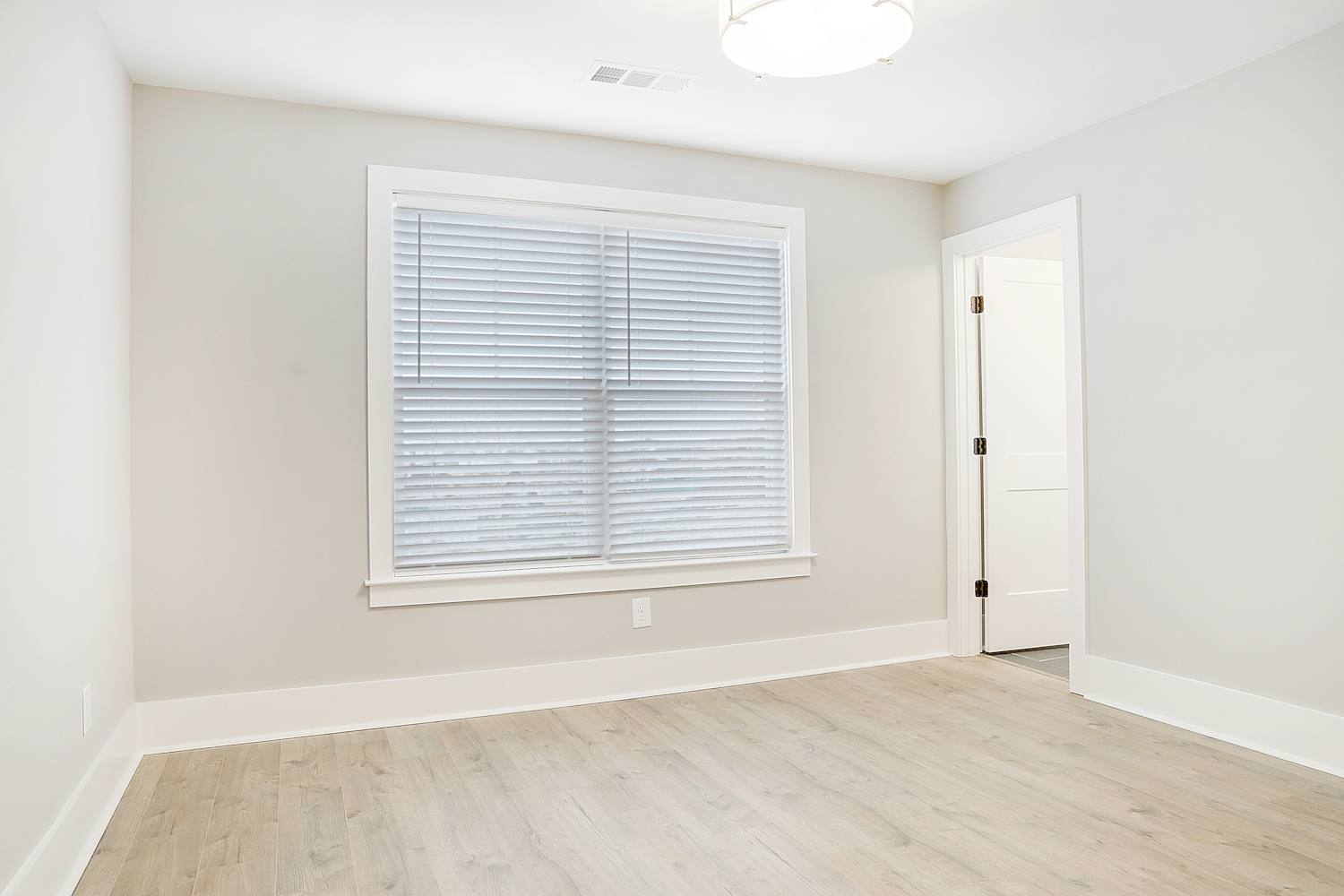 647 Vernon Ave #308, Nashville photo 23