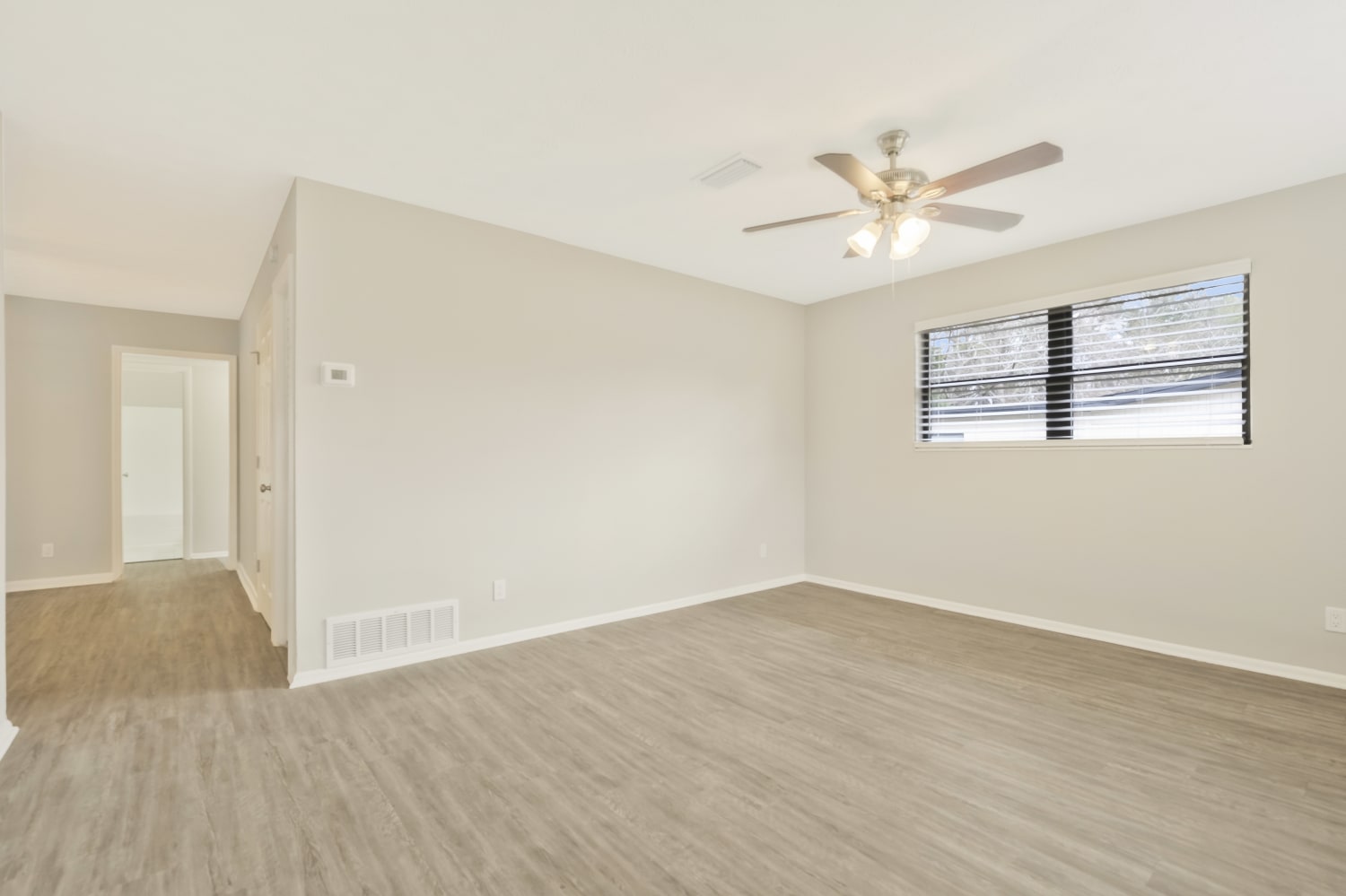 6477 Cooper Ln, Jacksonville photo 7
