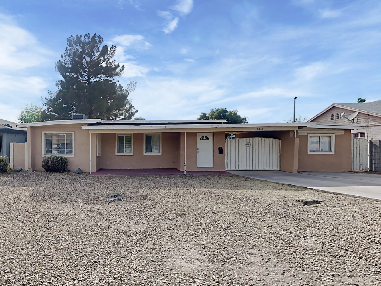 Front of 6518 N 61st Ave, Glendale, AZ