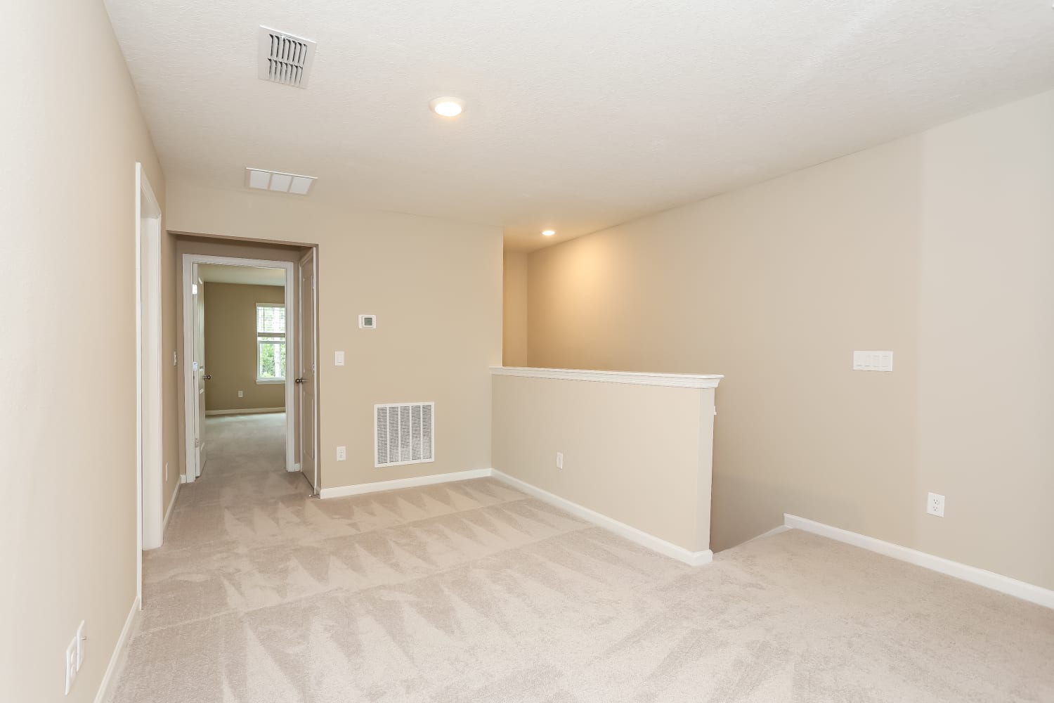 653 Cherry Ridge Dr, Jacksonville photo 9