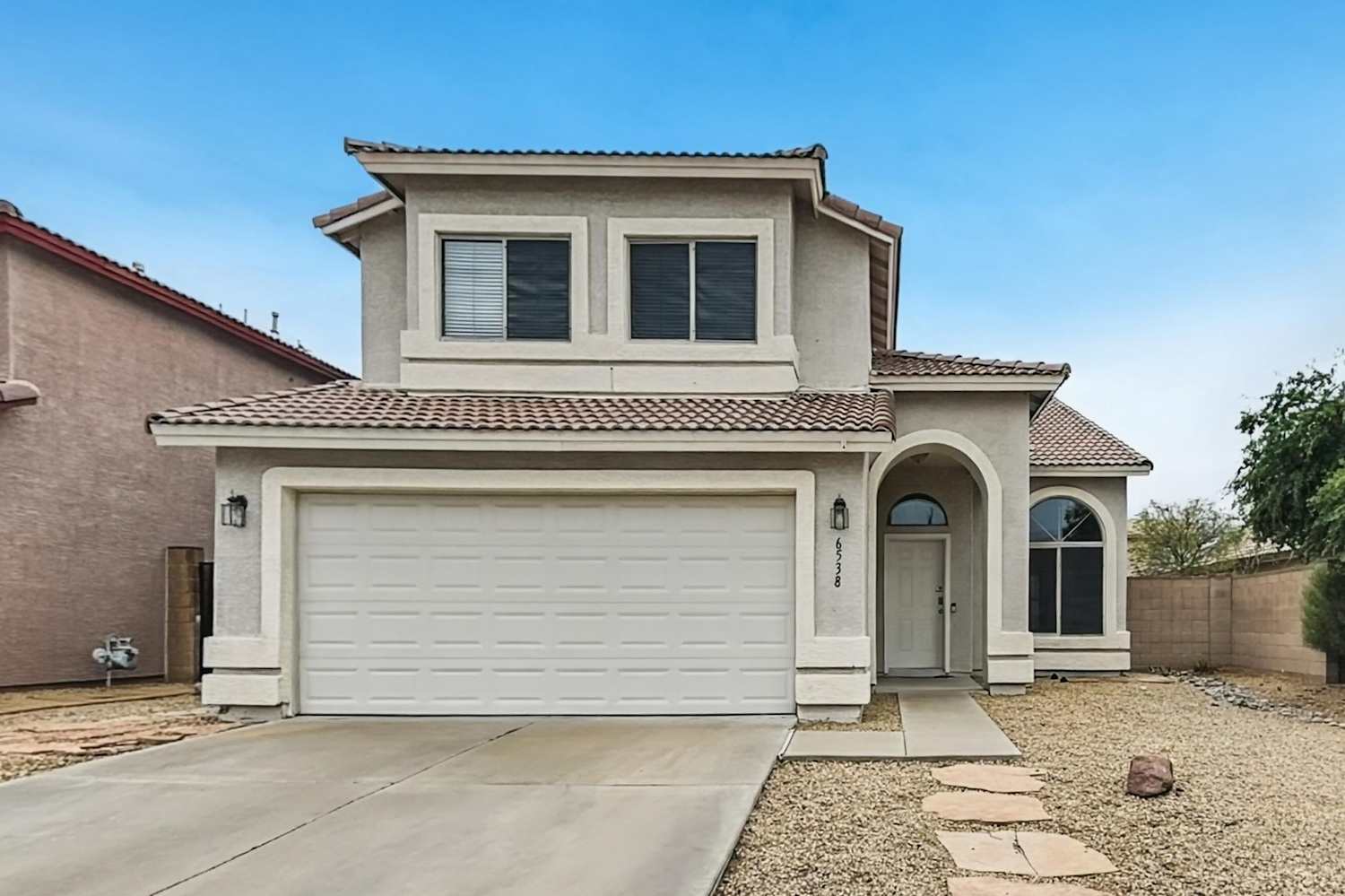 6538 W Prickly Pear Trl, Phoenix photo 1