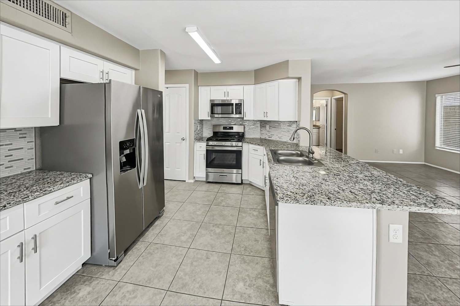 6538 W Prickly Pear Trl, Phoenix photo 11