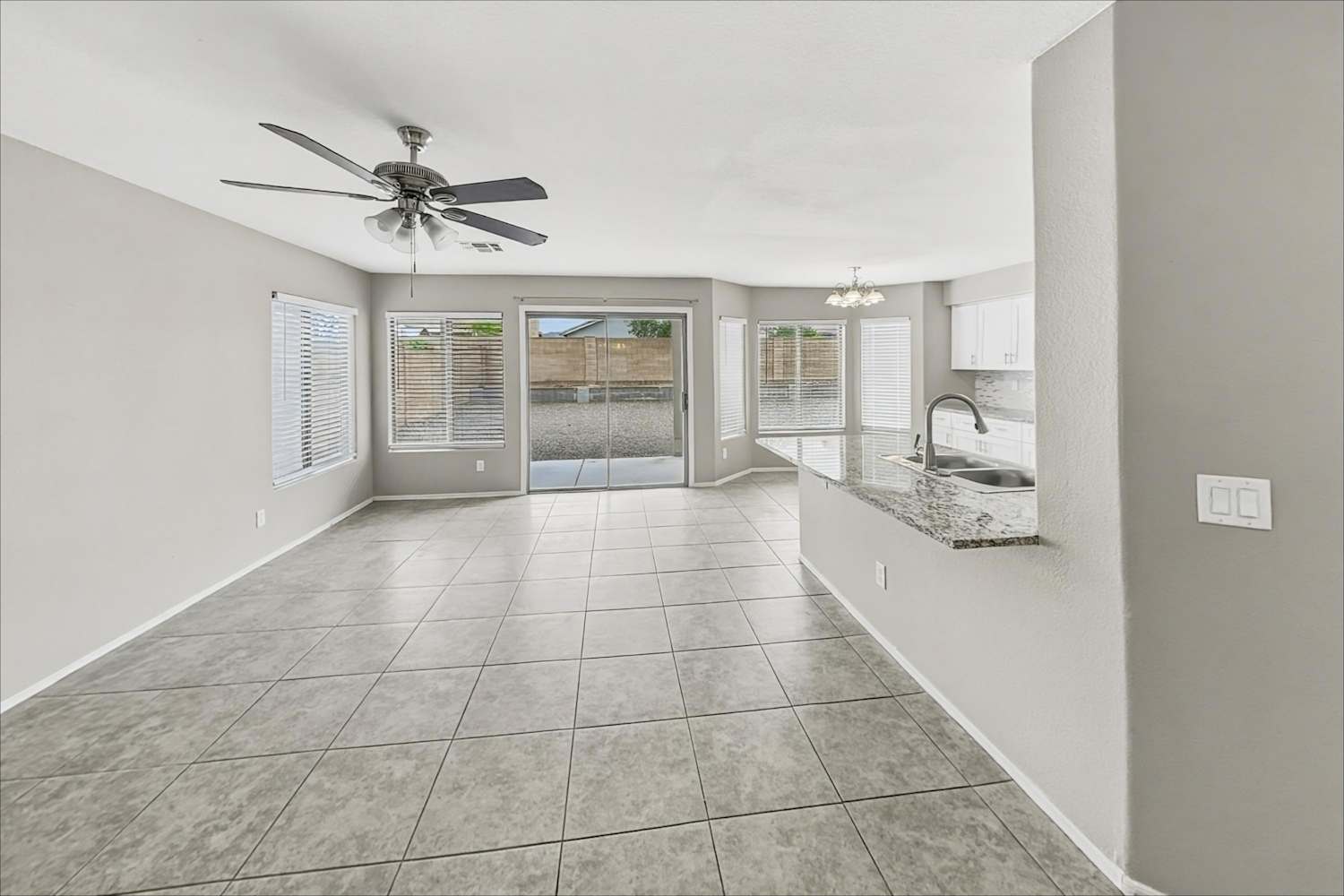6538 W Prickly Pear Trl, Phoenix photo 7