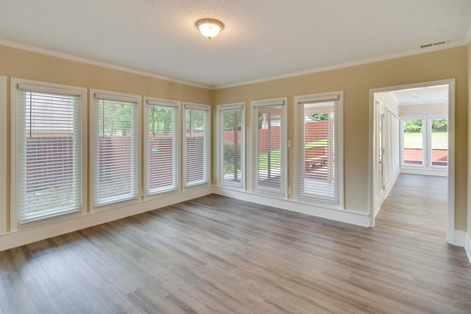 6541 Dougherty Dr, Charlotte photo 9