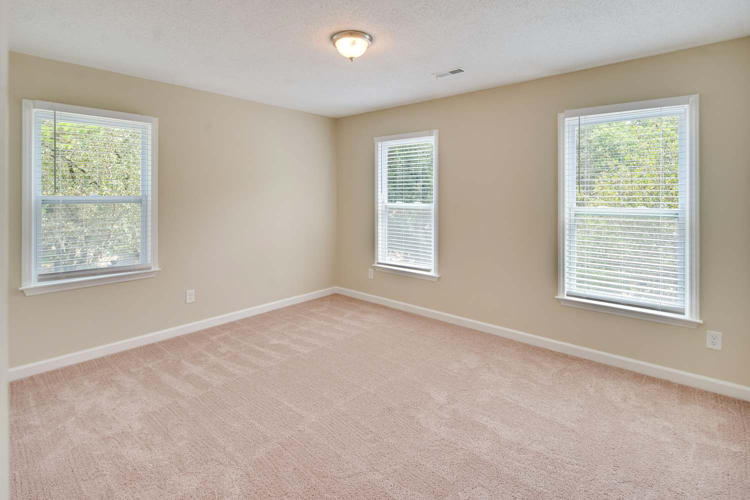 6541 Dougherty Dr, Charlotte photo 28
