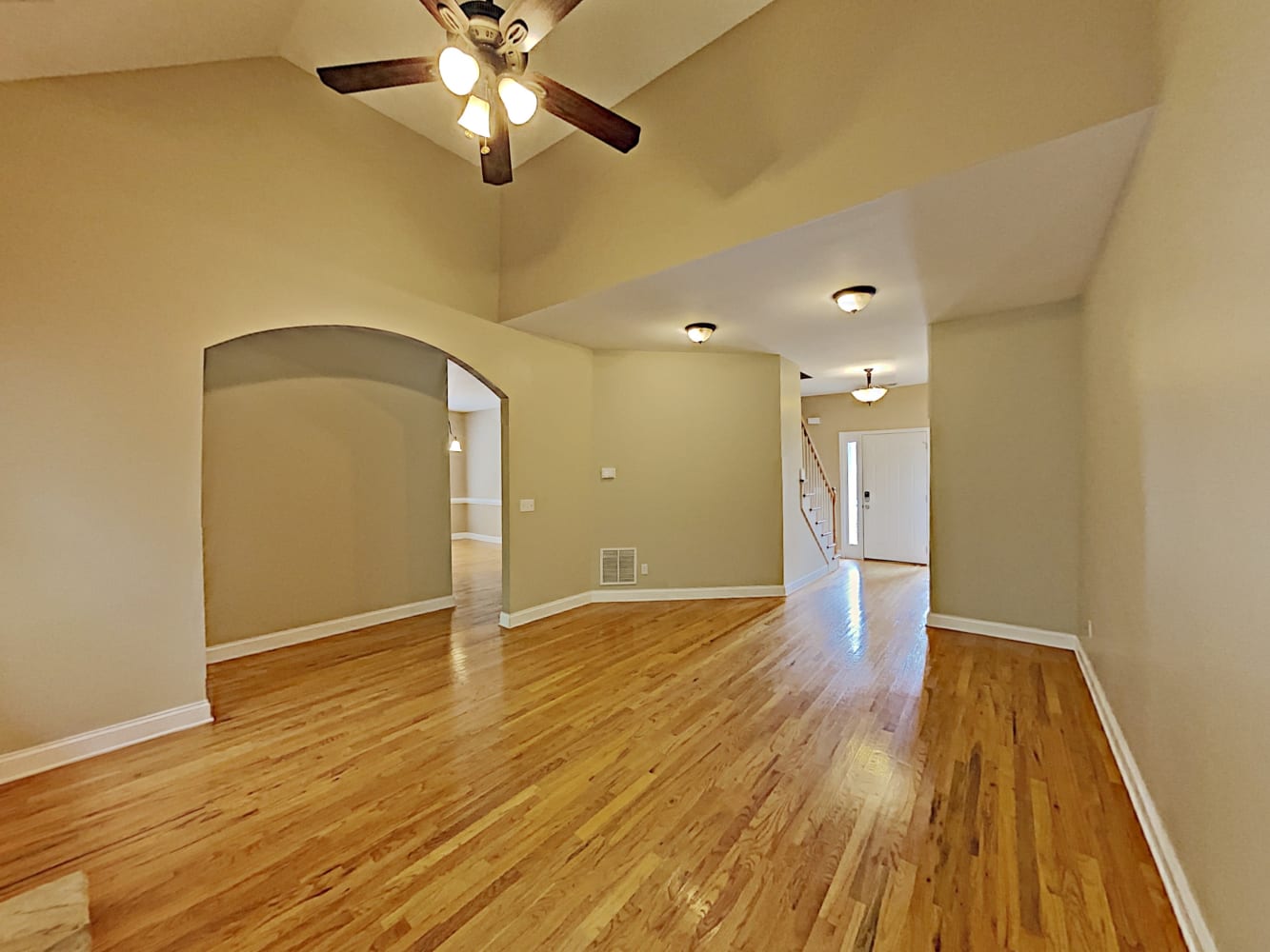 658 Royal Crest Ct, Canton photo 4