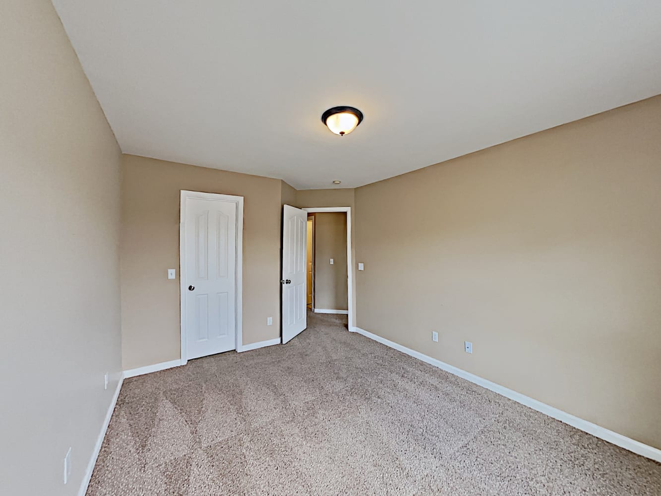 658 Royal Crest Ct, Canton photo 10