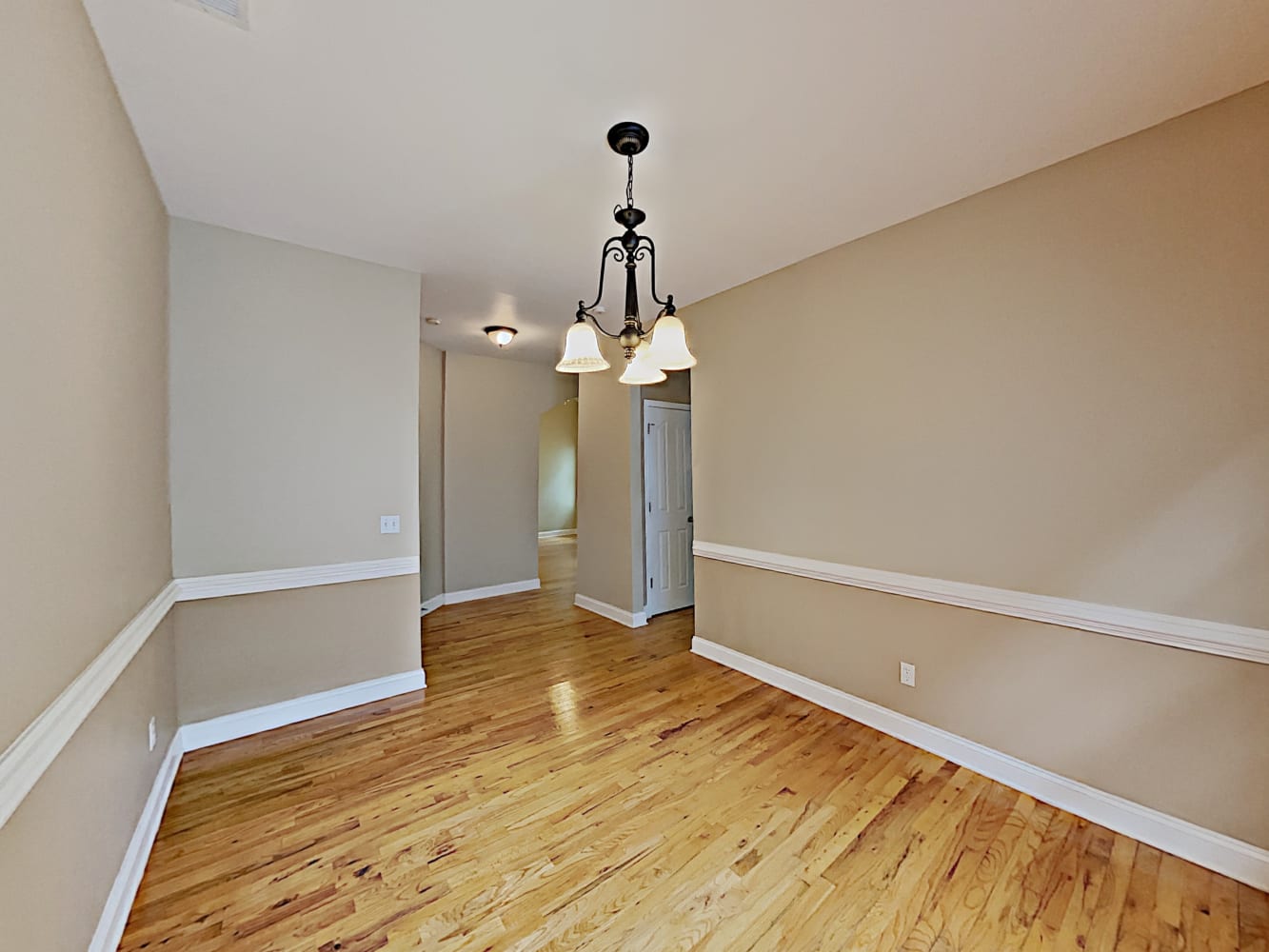 658 Royal Crest Ct, Canton photo 6