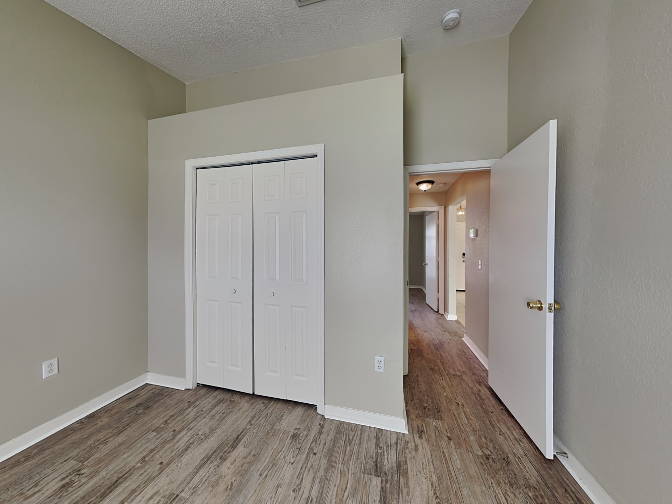6581 Shepherd Oaks Pass, Lakeland photo 9