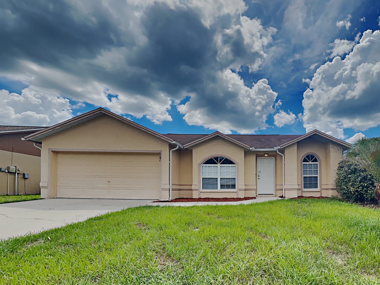 6581 Shepherd Oaks Pass, Lakeland photo 1