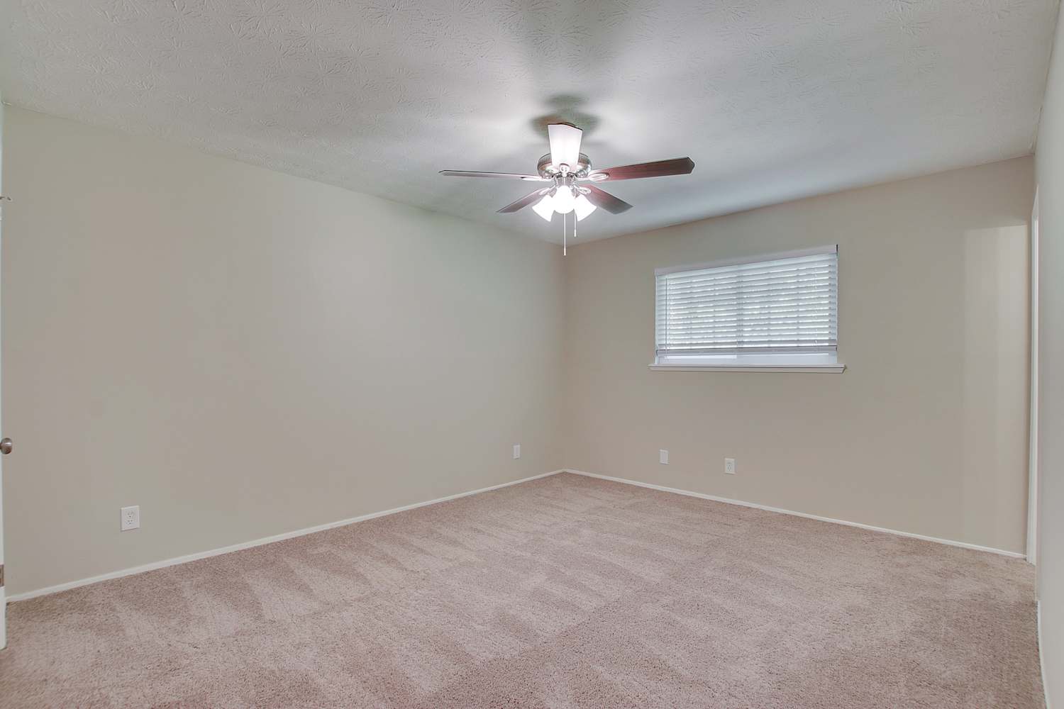 6595 Bellburn Rd, College Park photo 12