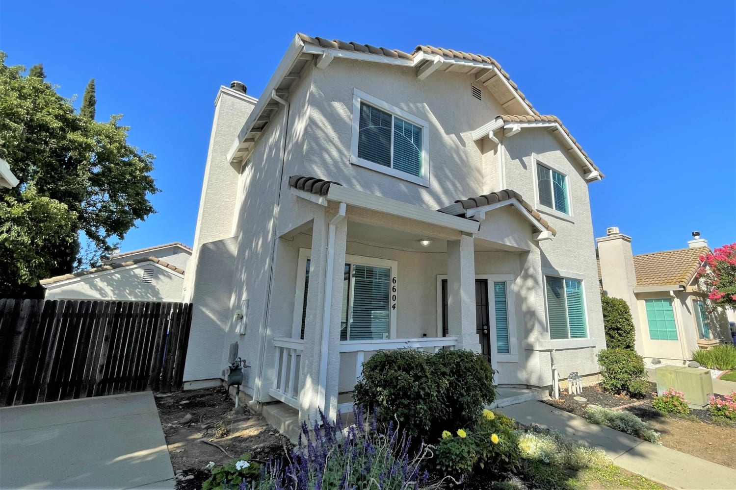 Front of 6604 Springridge Way, Elk Grove, CA