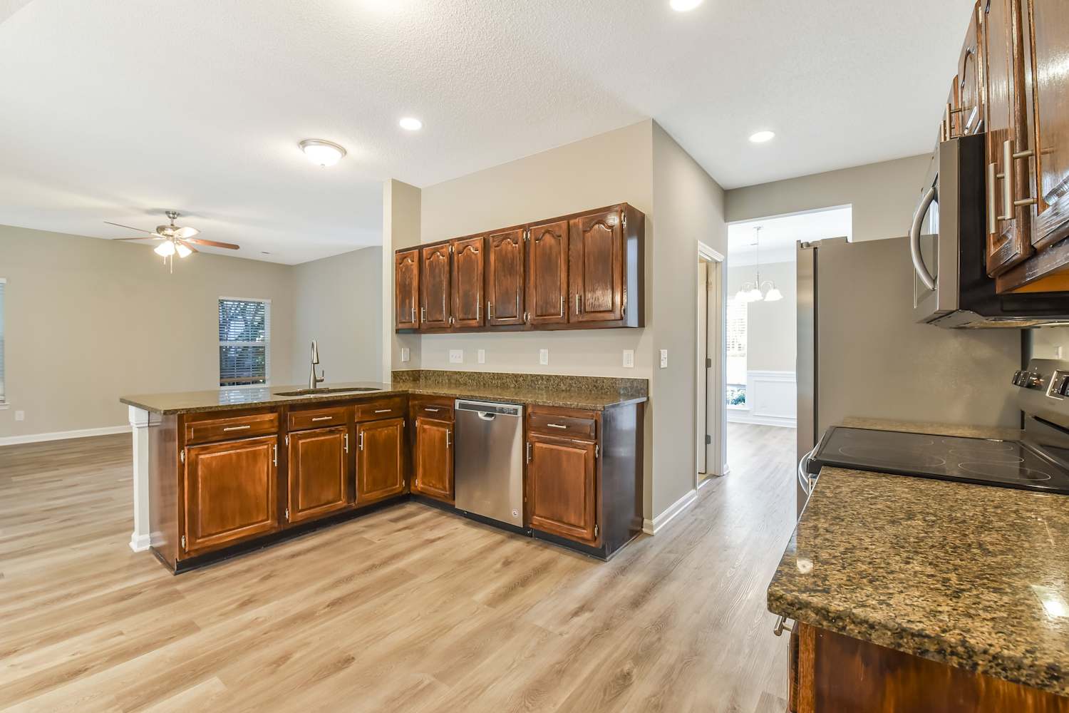 6607 Reedy Creek Rd, Charlotte photo 9