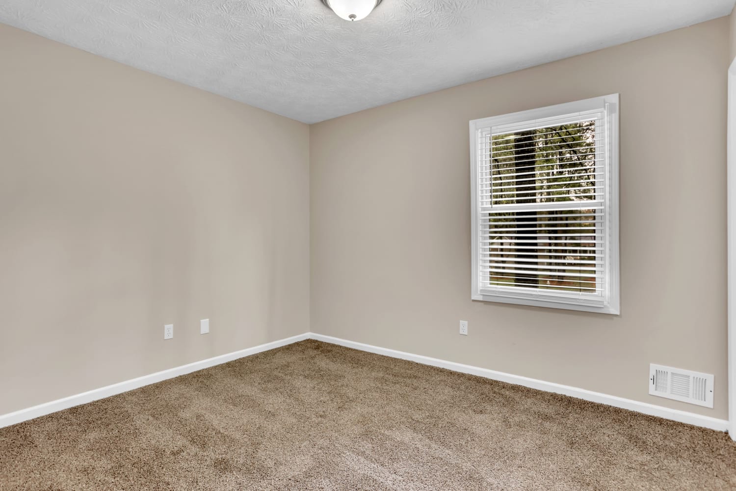 6609 Carmen Ct, Lithonia photo 9
