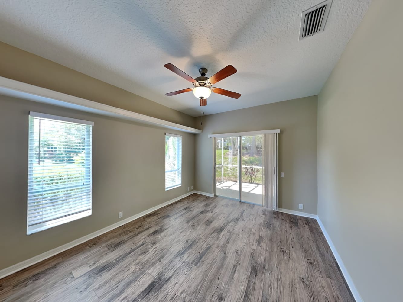 6614 Oakbrooke Cir, Bradenton photo 11