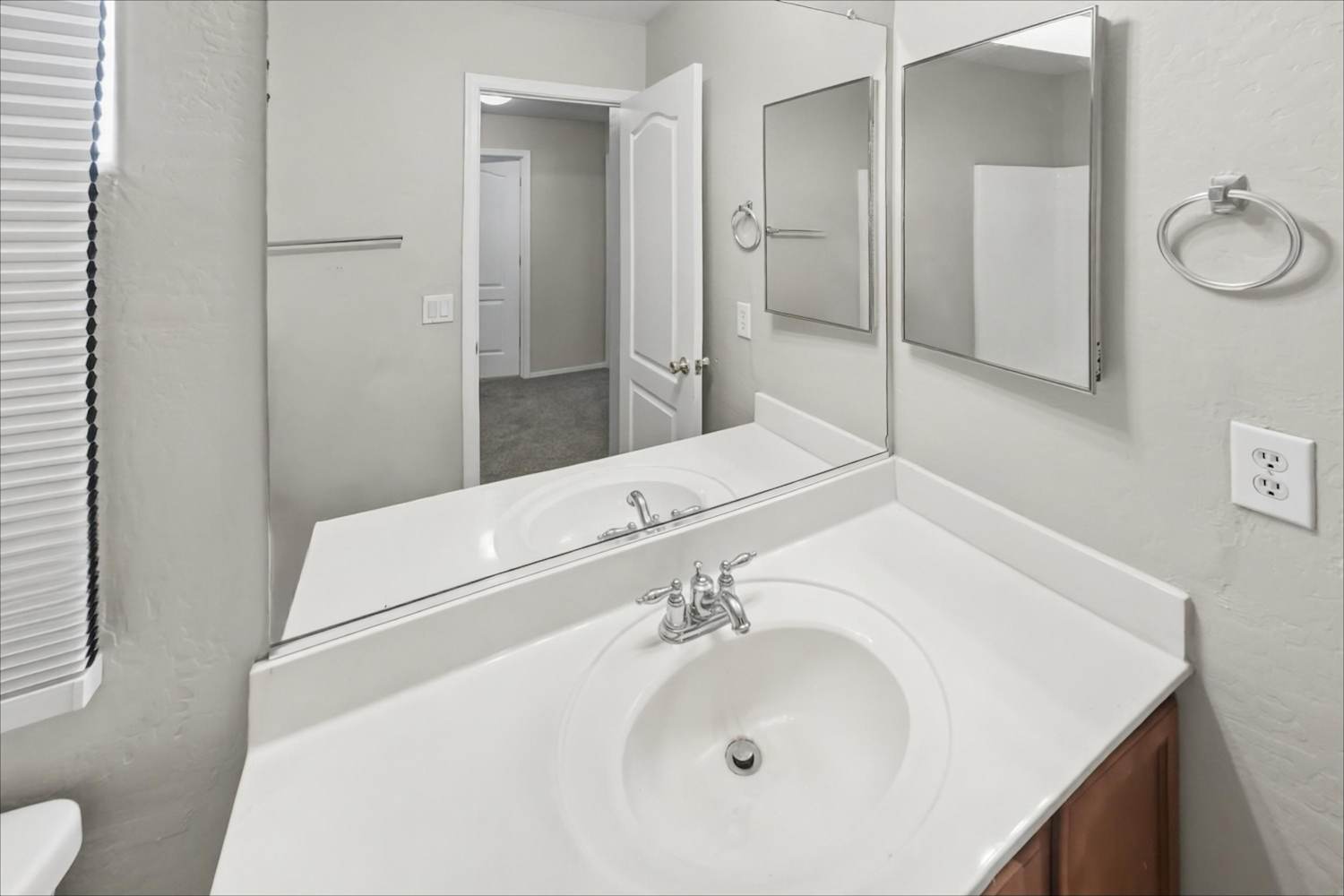 6638 W Taylor St, Phoenix photo 16