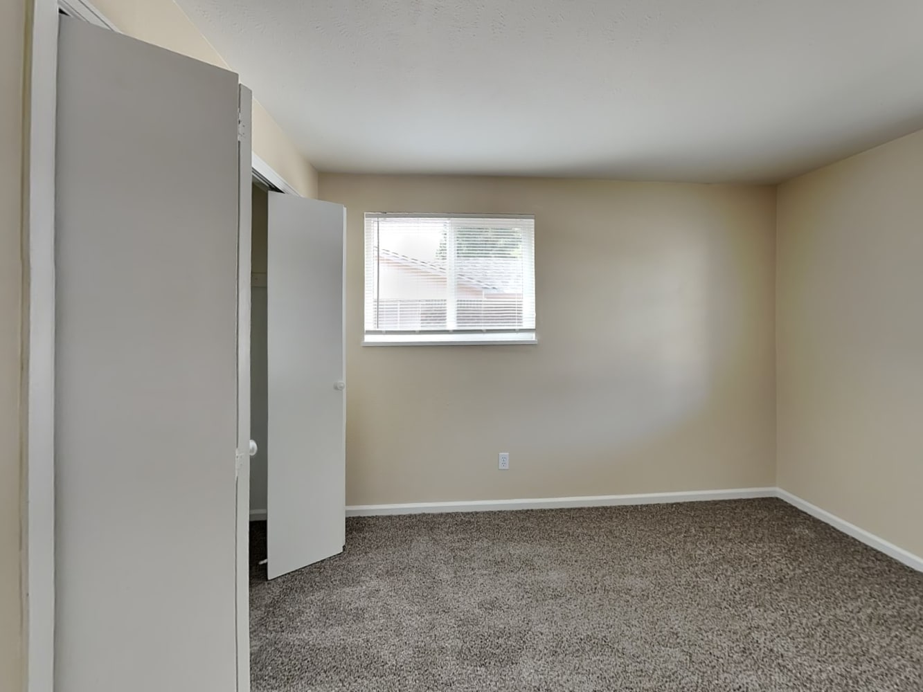 665 Kittredge St, Aurora photo 17