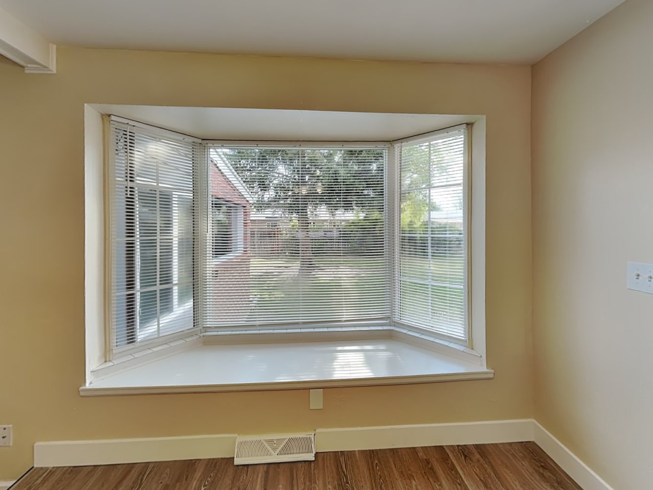 665 Kittredge St, Aurora photo 13