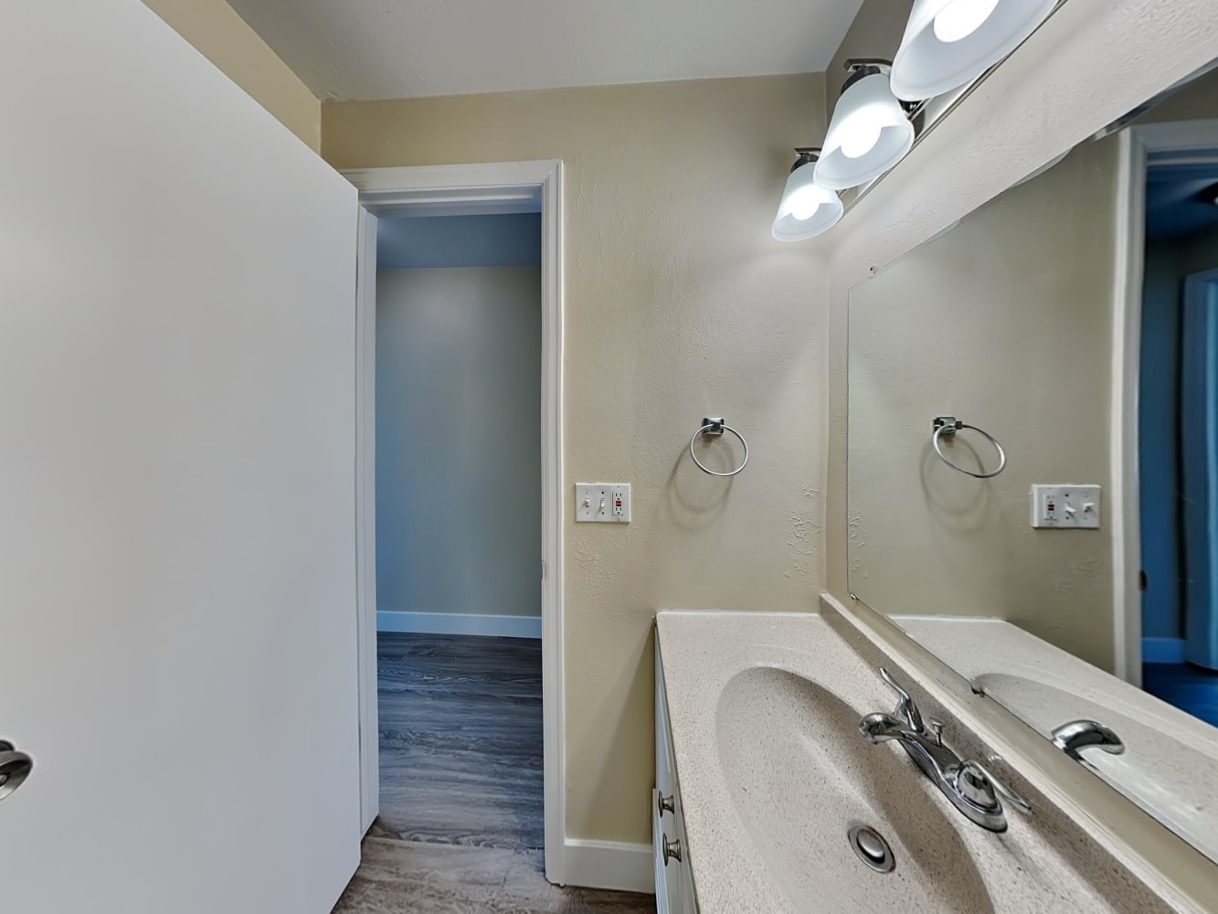 665 Kittredge St, Aurora photo 22