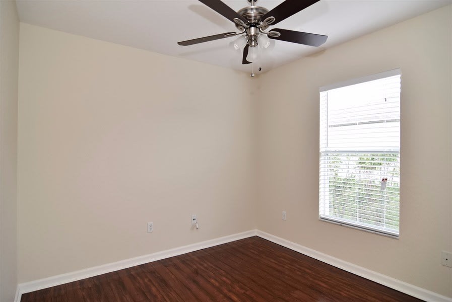 668 SE Damask Ave, Port Saint Lucie photo 13